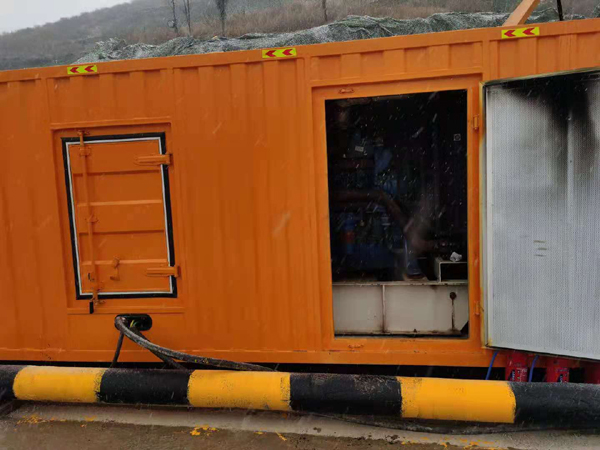扎赉特发电机出租 柴油发电机组电压低报警怎么办?