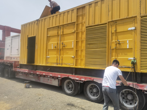 扎赉特发电机出租100KW发电机需要什么规格的电缆线？