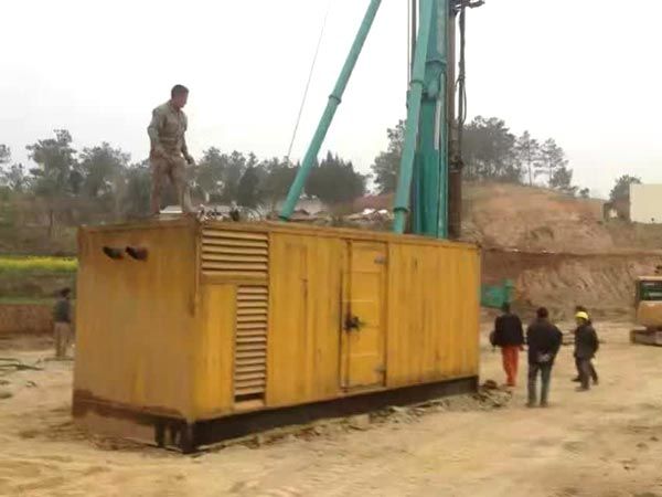 扎赉特如何判断水冷式机油散热器密封件是否需要更换？